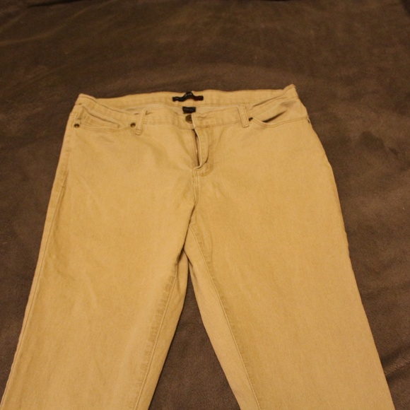 Jeans - Picture 5 of 5